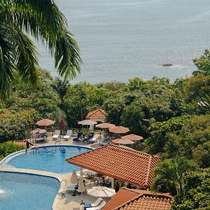 Parador Resort&Spa